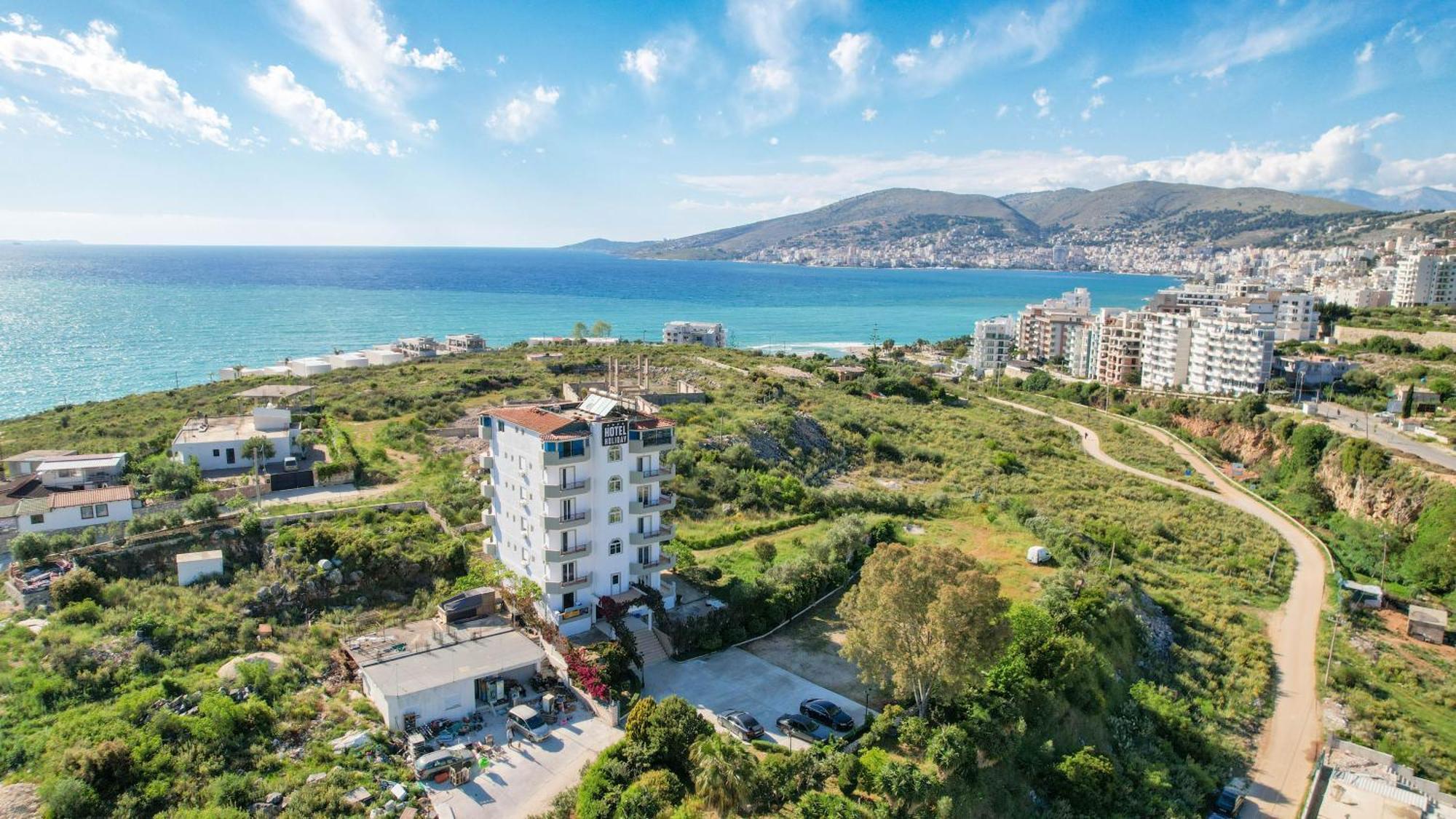 Hotel Holiday Саранда Экстерьер фото