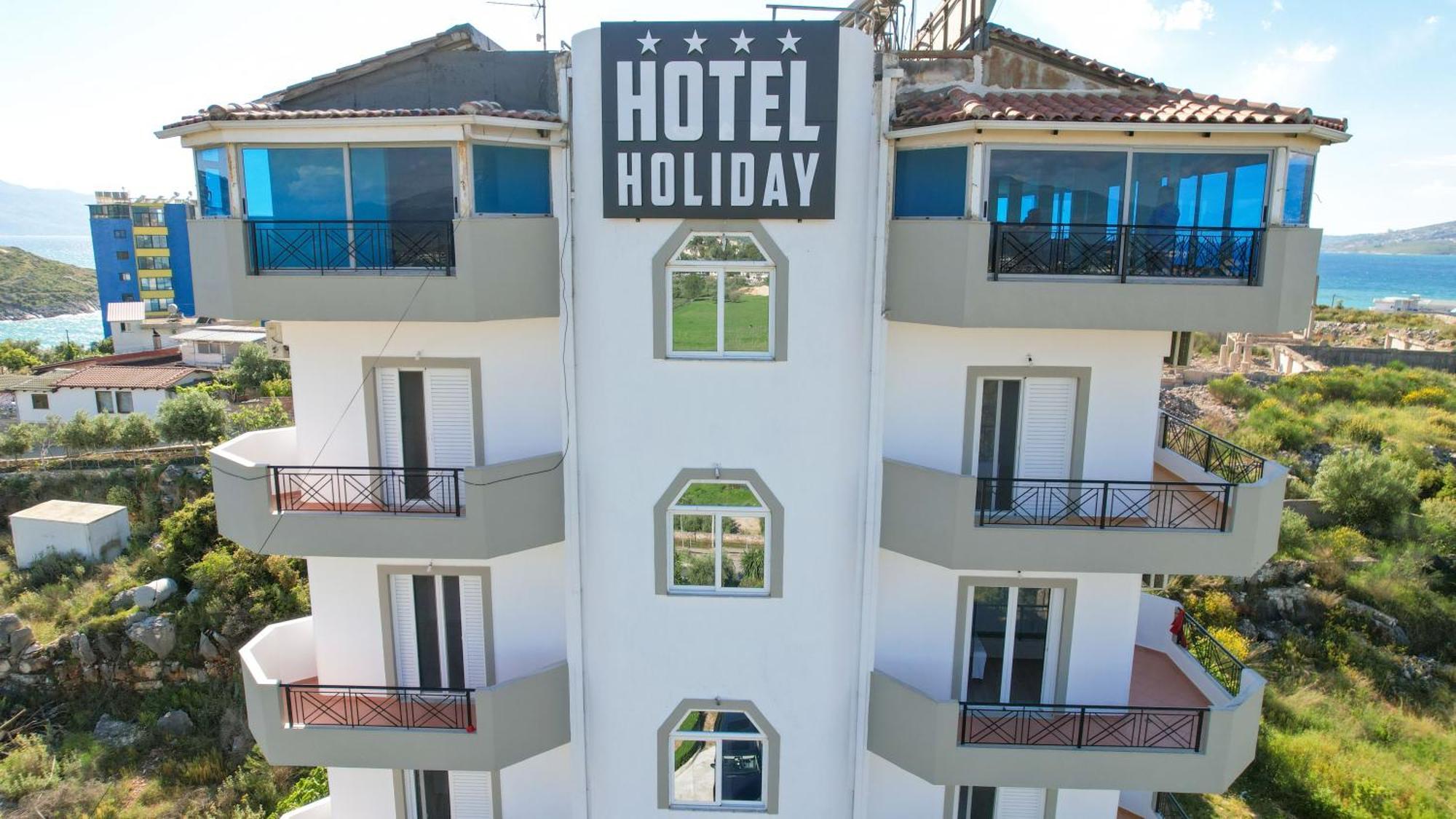 Hotel Holiday Саранда Экстерьер фото